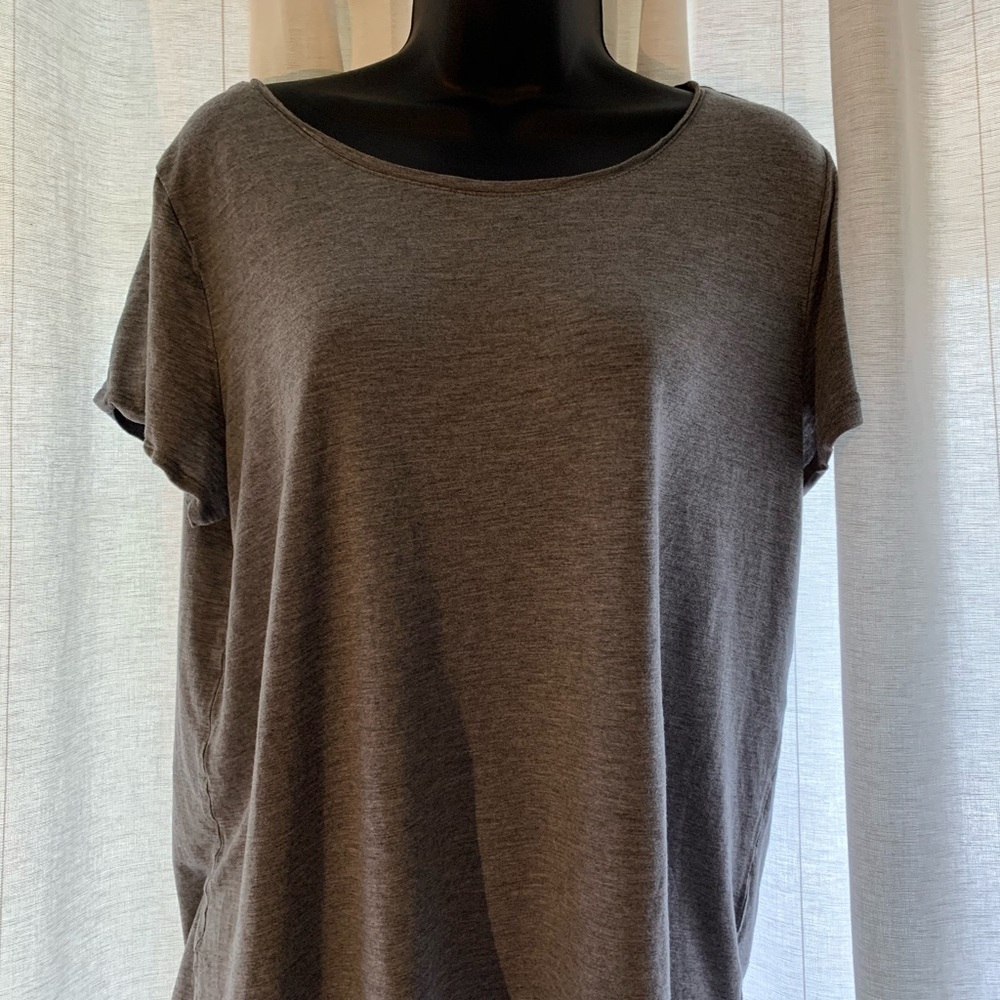 Scoop Neck Grey